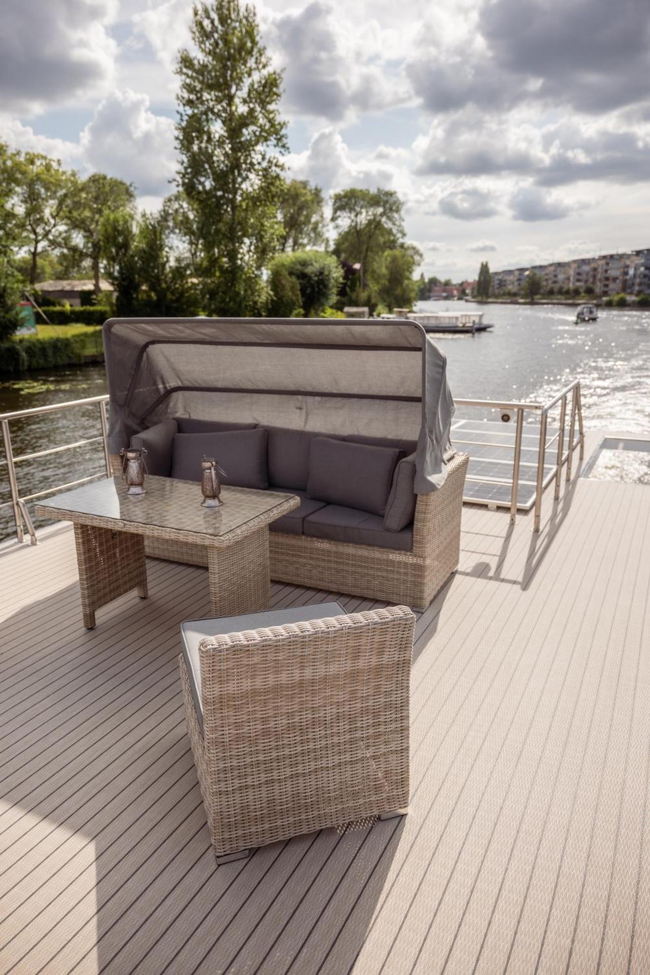 Nena Hausboot Hotel เบอร์ลิน ภายนอก รูปภาพ