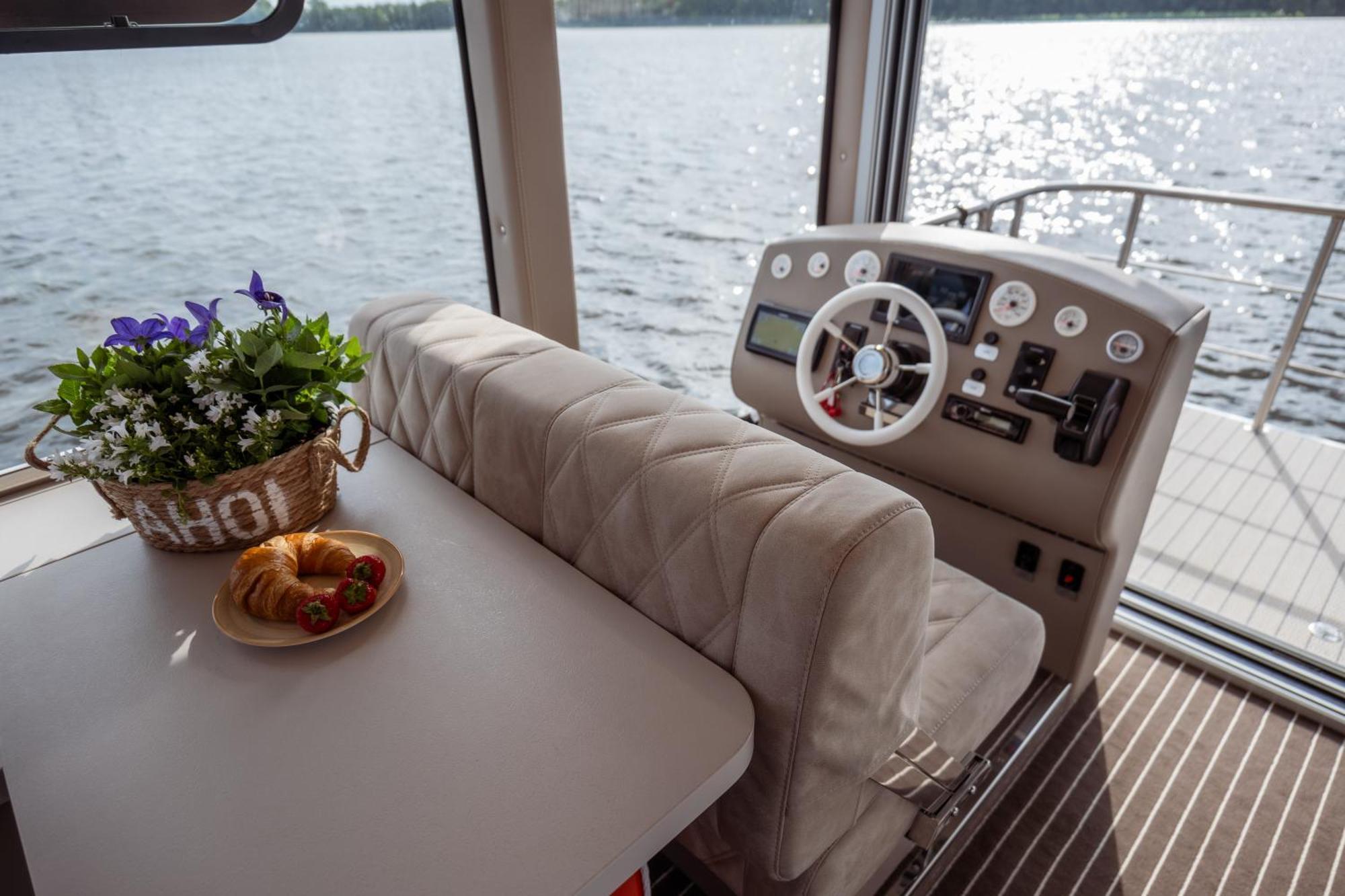 Nena Hausboot Hotel เบอร์ลิน ภายนอก รูปภาพ