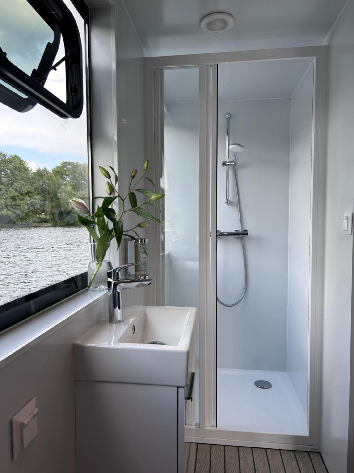 Nena Hausboot Hotel เบอร์ลิน ภายนอก รูปภาพ